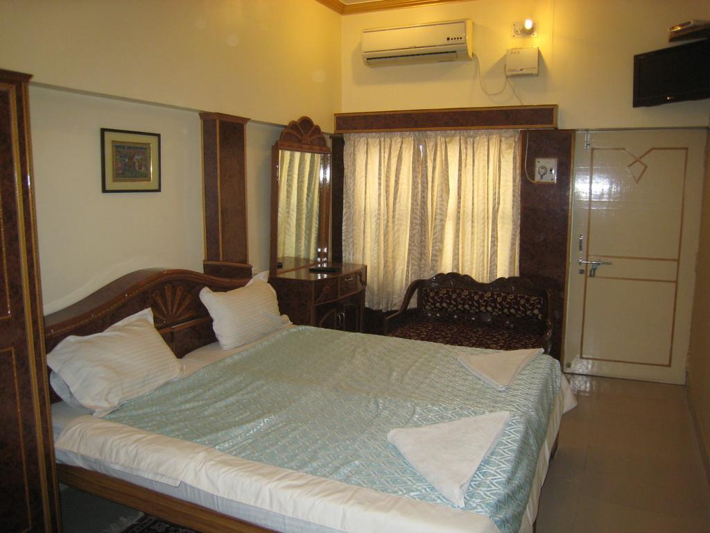 Kedareswar B&B Varanasi Cameră foto