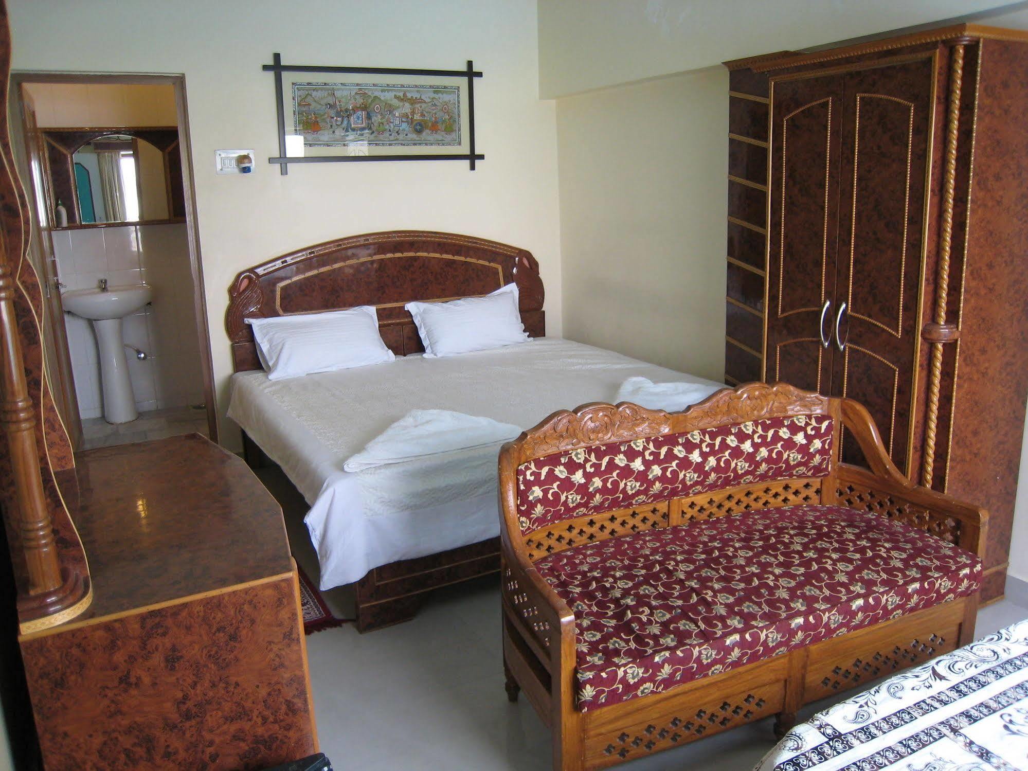 Kedareswar B&B Varanasi Exterior foto