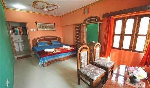 Kedareswar B&B Varanasi Exterior foto